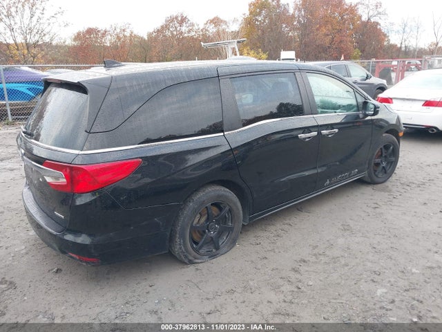 Honda Odyssey Touring 2018 5FNRL6H80JB050752 Image 4