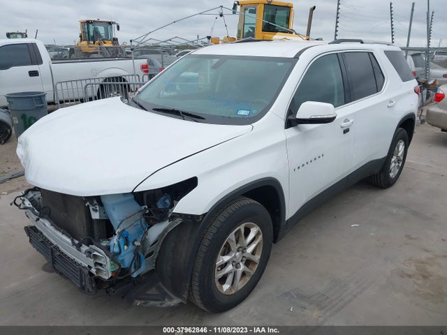 Chevrolet Traverse Lt Cloth 2018 1GNERGKW2JJ257833 Image 2