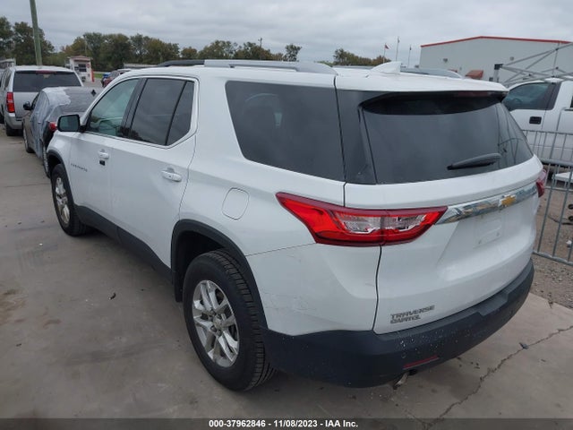 Chevrolet Traverse Lt Cloth 2018 1GNERGKW2JJ257833 Image 3