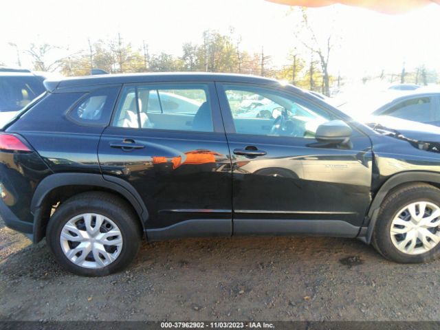 Toyota Corolla Cross L 2022 7MUAAABGXNV028495 Image 13