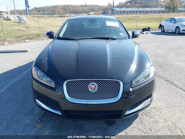 2015 JAGUAR XF 2.0T PREMIUM VIN: SAJWA0FS4FPU78522