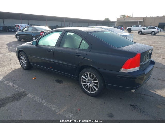2007 VOLVO S60 2.5T VIN: YV1RS592672640337