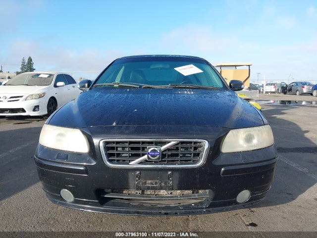 2007 VOLVO S60 2.5T VIN: YV1RS592672640337