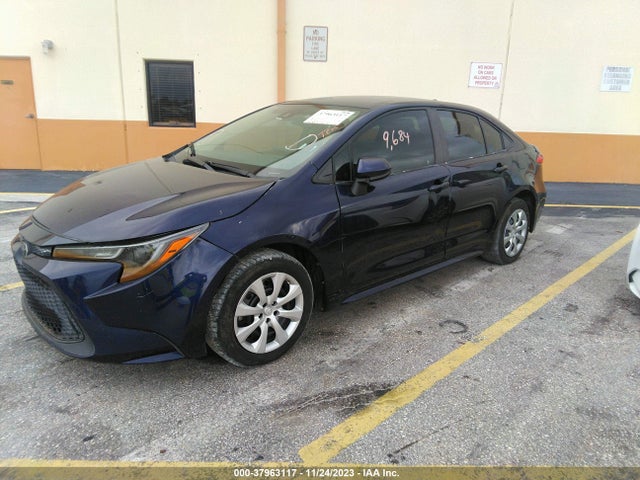 Toyota COROLLA LE 2021 JTDEPMAE8MJ152823 Image 2