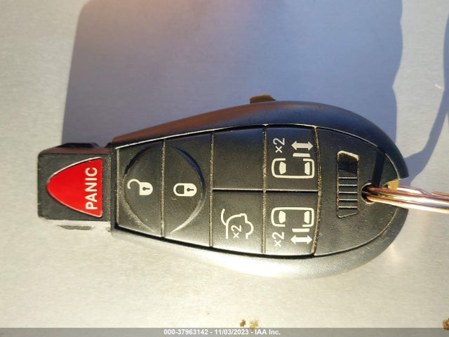 2010 CHRYSLER TOWN & COUNTRY TOURING VIN: 2A4RR5D18AR214541