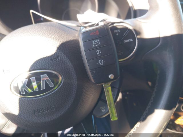 KNDJX3A58F7772192 KIA Soul !