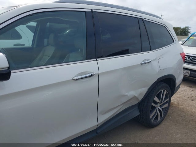 Honda Pilot Touring 2016 5FNYF5H96GB038071 Image 6