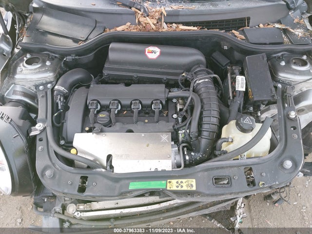 2010 MINI COOPER S CLUBMAN WMWMM3C5XATP94081 Photo 9