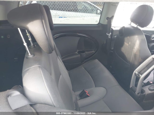 2010 MINI COOPER S CLUBMAN WMWMM3C5XATP94081 Photo 7