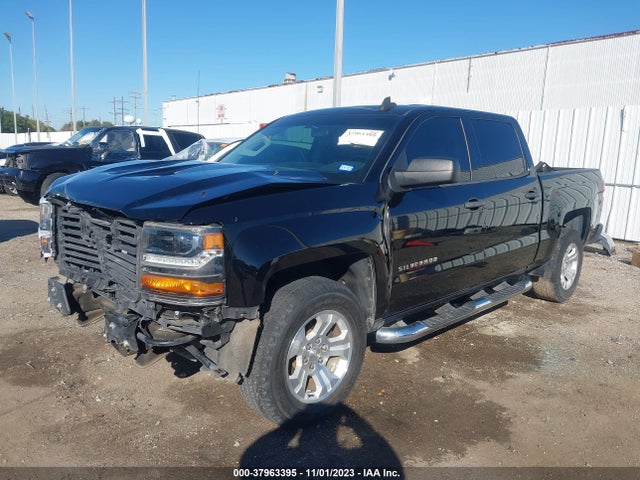 Chevrolet Silverado 1500 Ls 2017 3GCPCNEC1HG444131 Image 2