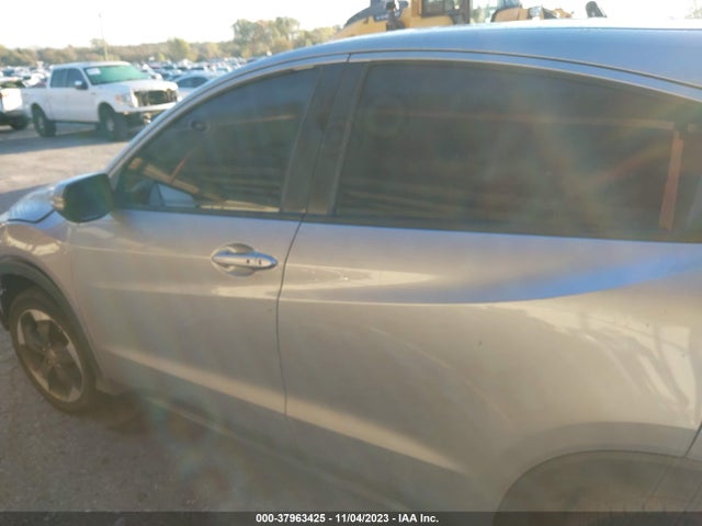 Honda HR-V EX 2018 3CZRU5H55JM716717 Image 15