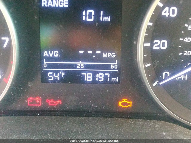 2017 HYUNDAI ELANTRA SE VIN: 5NPD84LF7HH180433