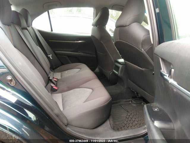 Toyota CAMRY LE 2018 4T1B11HK2JU510664 Image 8