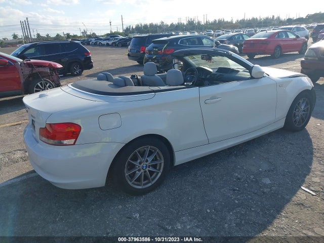 2011 BMW 128I VIN: WBAUL7C52BVM80389
