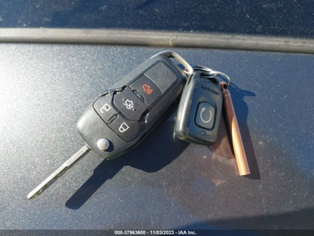 3FA6P0HD4FR121688 Ford FUSION SE