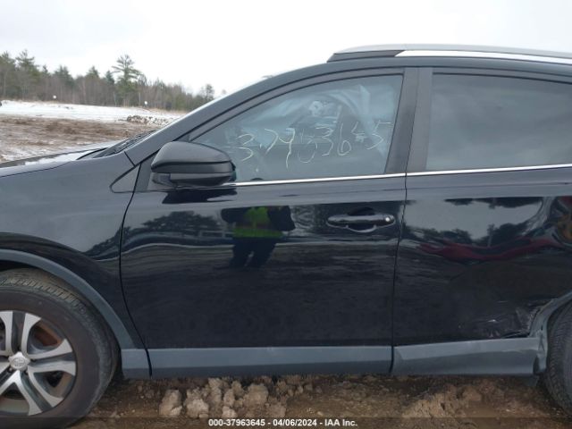 2T3ZFREV1HW399992 Toyota RAV4 LE
