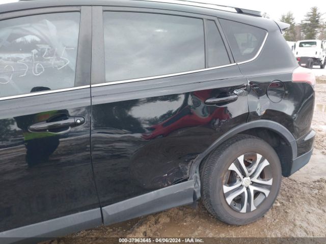 2T3ZFREV1HW399992 Toyota RAV4 LE