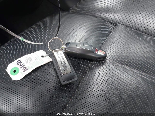 2017 PORSCHE MACAN WP1AB2A55HLB11754 Photo 10