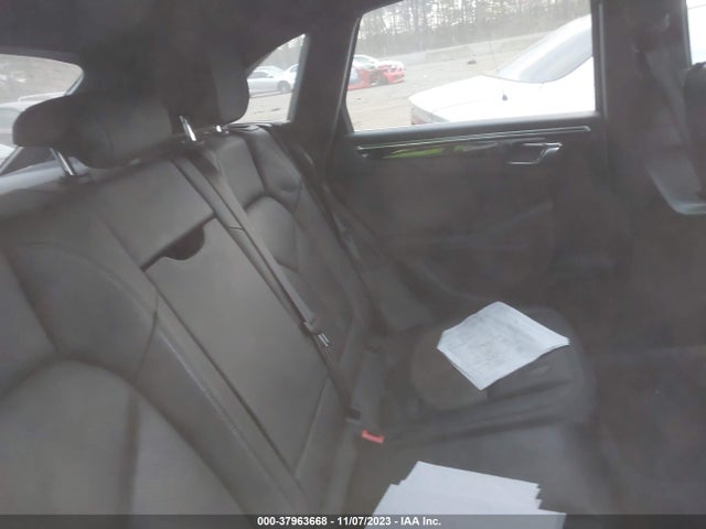 2017 PORSCHE MACAN WP1AB2A55HLB11754 Photo 7