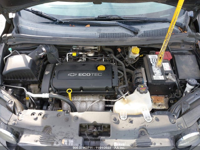 Chevrolet Sonic Lt Auto 2014 1G1JC5SH4E4188090 Image 10