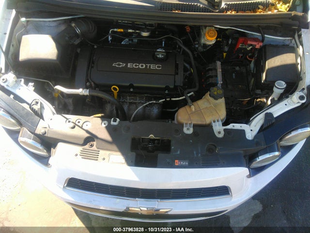 Chevrolet SONIC LS 2016 1G1JA6SH0G4168384 Image 10