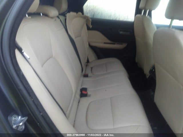 2018 JAGUAR F-PACE SADCJ2FN4JA278859 Photo 7