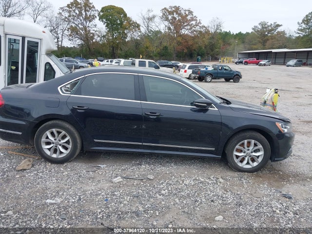 Volkswagen Passat 1.8t S 2017 1VWAT7A37HC008679 Image 12