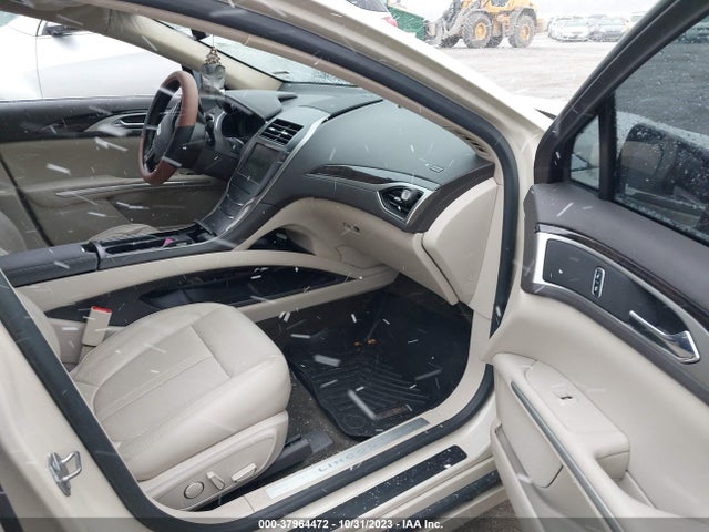 Lincoln MKZ 2016 3LN6L2J9XGR614912 Image 5