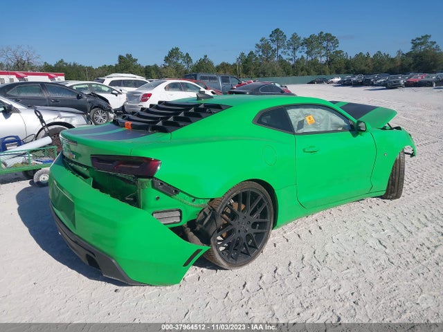 Chevrolet Camaro 1lt 2017 1G1FB1RX8H0184831 Image 4