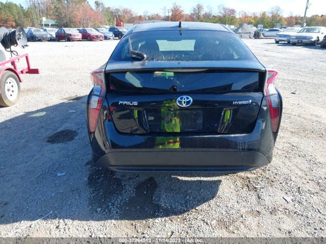 Toyota Prius Four 2016 JTDKARFU5G3524855 Image 16