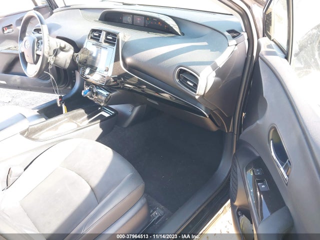 Toyota Prius Four 2016 JTDKARFU5G3524855 Image 5