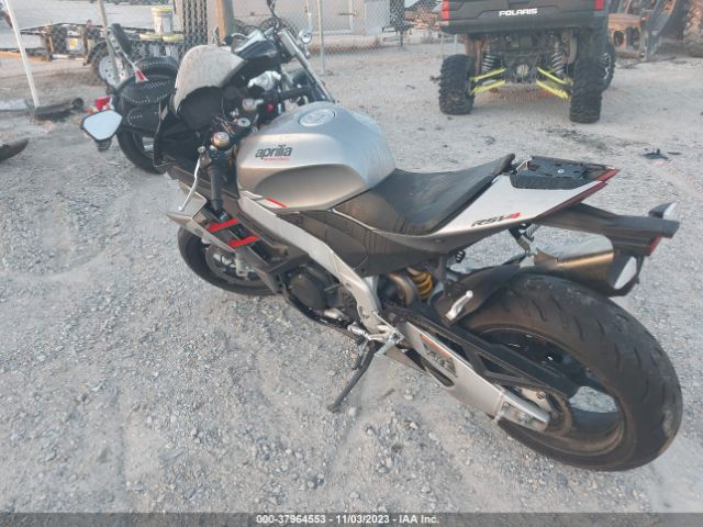 2021 APRILIA RSV4 ZD4KYUA05MS000193 Photo 2