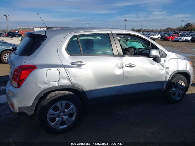 Chevrolet TRAX LS 2017 KL7CJKSB8HB169944 Image 13