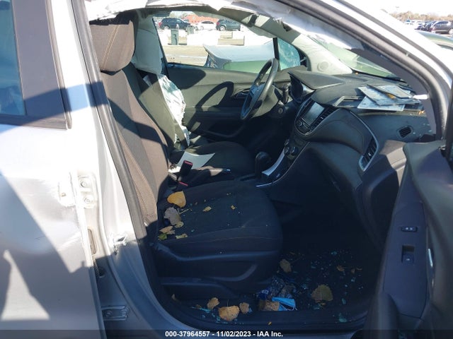 Chevrolet TRAX LS 2017 KL7CJKSB8HB169944 Image 5