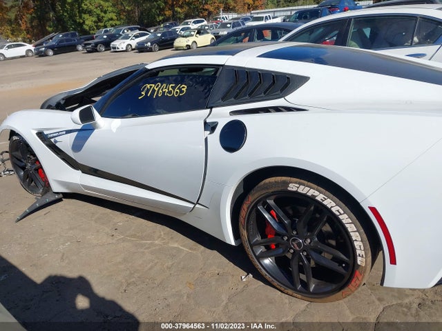 Chevrolet Corvette Stingray Z51 2015 1G1YM2D70F5125174 Image 14