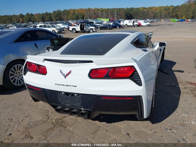 Chevrolet Corvette Stingray Z51 2015 1G1YM2D70F5125174 Image 16