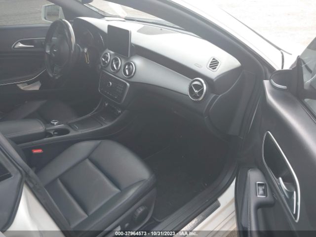 WDDSJ4EB7FN274224 Mercedes-Benz CLA 250