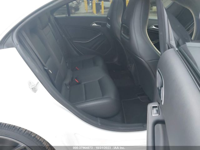 WDDSJ4EB7FN274224 Mercedes-Benz CLA 250