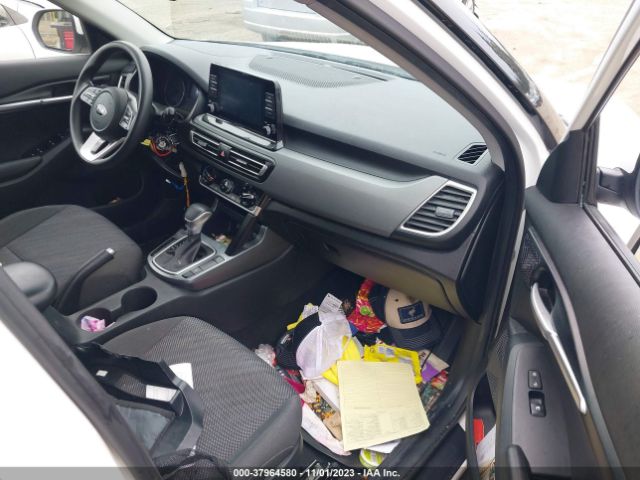 KNDEPCAA5M7079060 KIA Seltos Lx