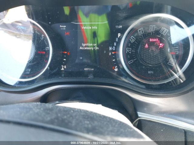 2C3CDZJG1KH758966 Dodge Challenger Gt