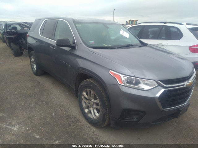 Chevrolet Traverse Ls 2019 1GNERFKW0KJ268390 Image 1