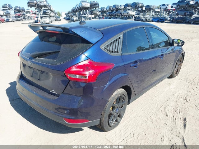 2016 FORD FOCUS SE VIN: 1FADP3K23GL250473