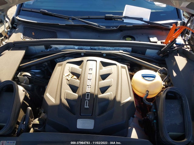 2015 PORSCHE MACAN WP1AB2A54FLB41423 Photo 9