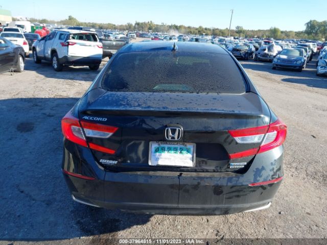 1HGCV3F93JA000271 Honda Accord Hybrid Touring