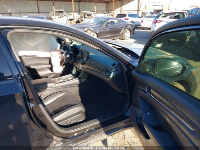 1HGCV3F93JA000271 Honda Accord Hybrid Touring