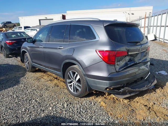 2017 HONDA PILOT TOURING VIN: 5FNYF6H91HB009990