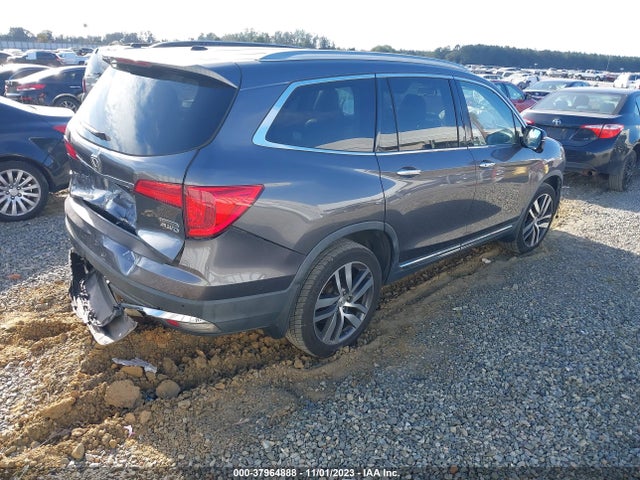 2017 HONDA PILOT TOURING VIN: 5FNYF6H91HB009990
