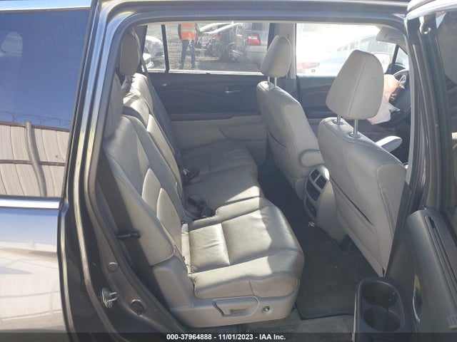2017 HONDA PILOT TOURING VIN: 5FNYF6H91HB009990