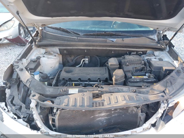 2012 KIA SORENTO LX VIN: 5XYKT3A15CG218992