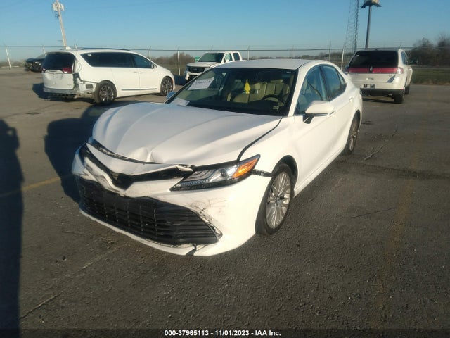 2019 4T1B11HK1KU209191 main image